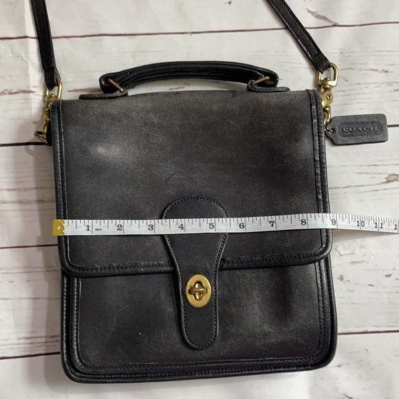 VTG COACH leather crossbody - Picture 3 of 11